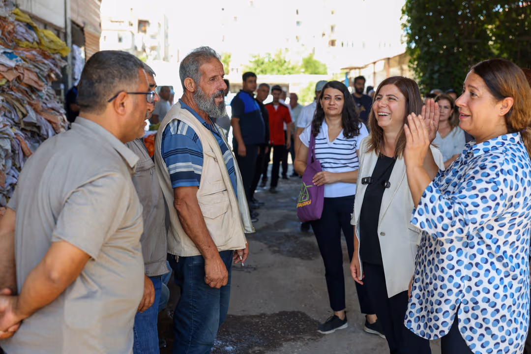 Eşbaşkan Serra Bucak: Eski Hal Alanındaki Sorunu En Kısa Sürede Çözeceğiz