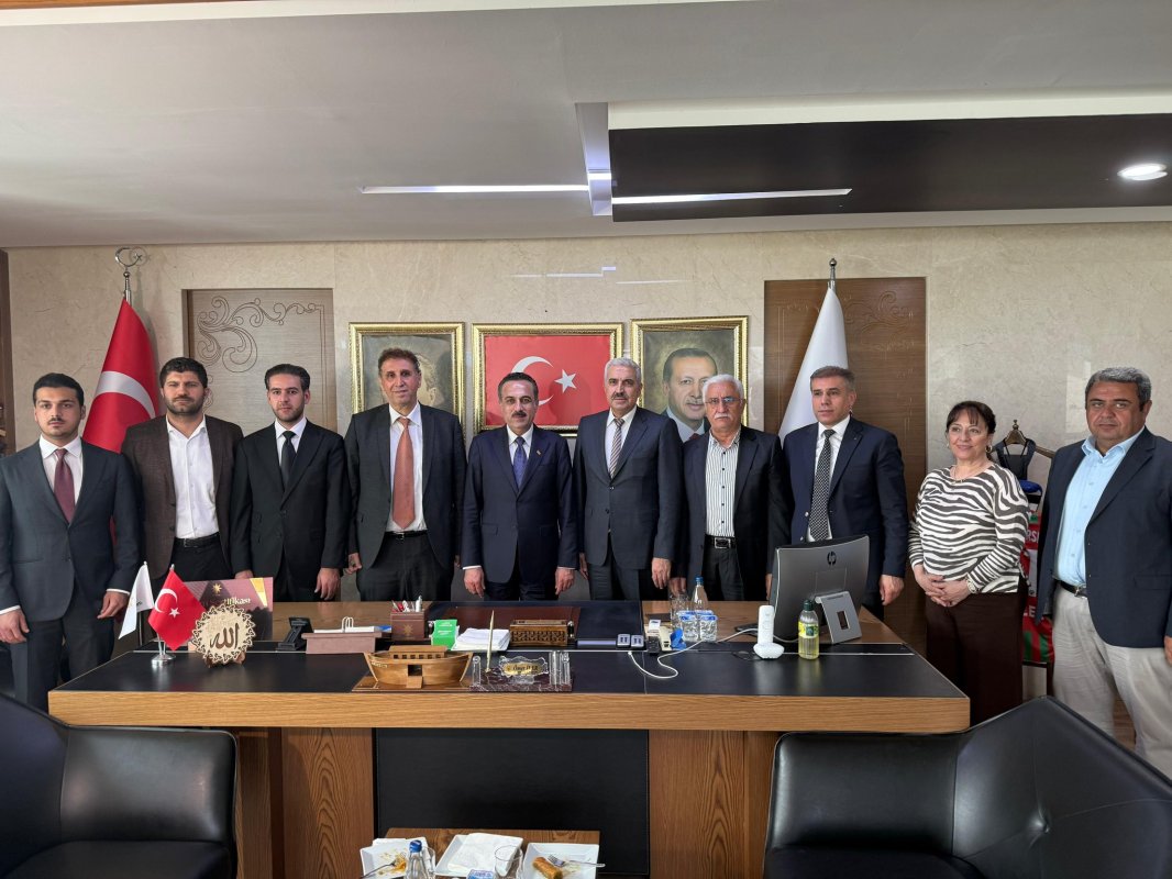 Erbil Valisi Omid Xoşnaw’dan AK Parti Diyarbakır İl Başkanlığına Ziyaret