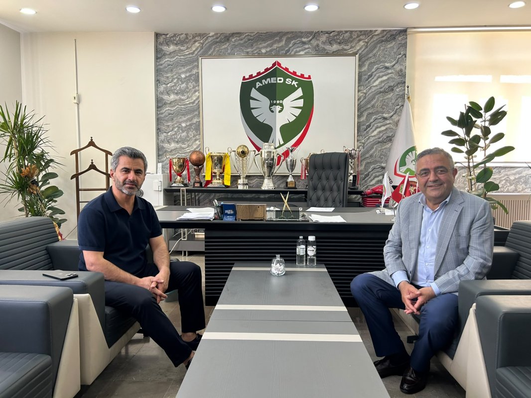 CHP’li Vekilin Mesajı Okunmamıştı, Yine De Amedspor’u Ziyaret Etti