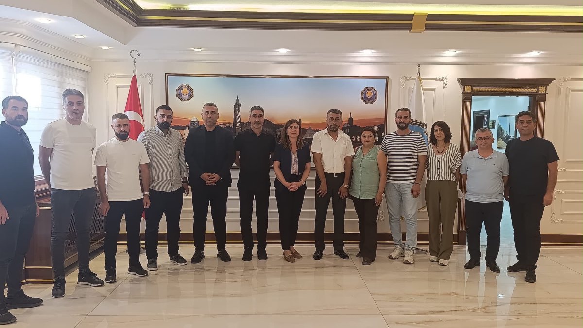 Kenan Esin Servisçi Esnafının Taleplerinin Takipçisi Olacağız