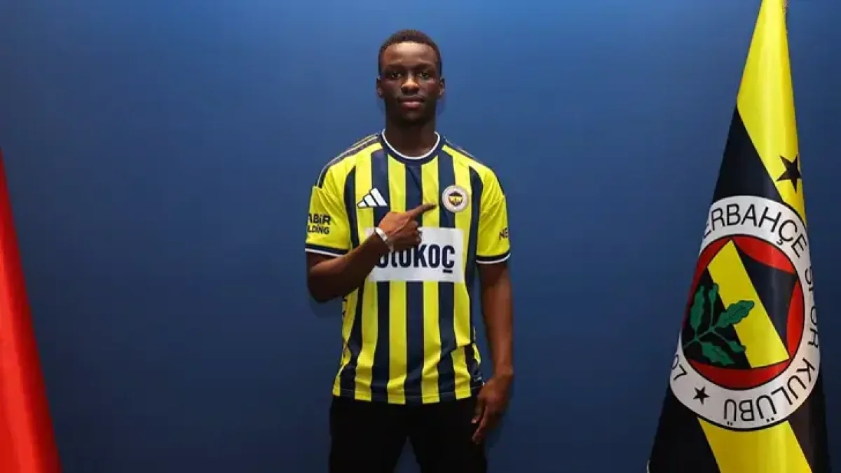 AMARA DIOUF: “Fenerbahçe’de Oynamak Herkesin Hayali”