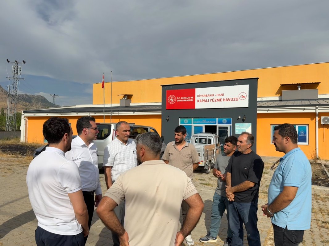 Öztekin’den Dicle, Hani Ve Lice’de Spor Tesislerine Yakın Takip