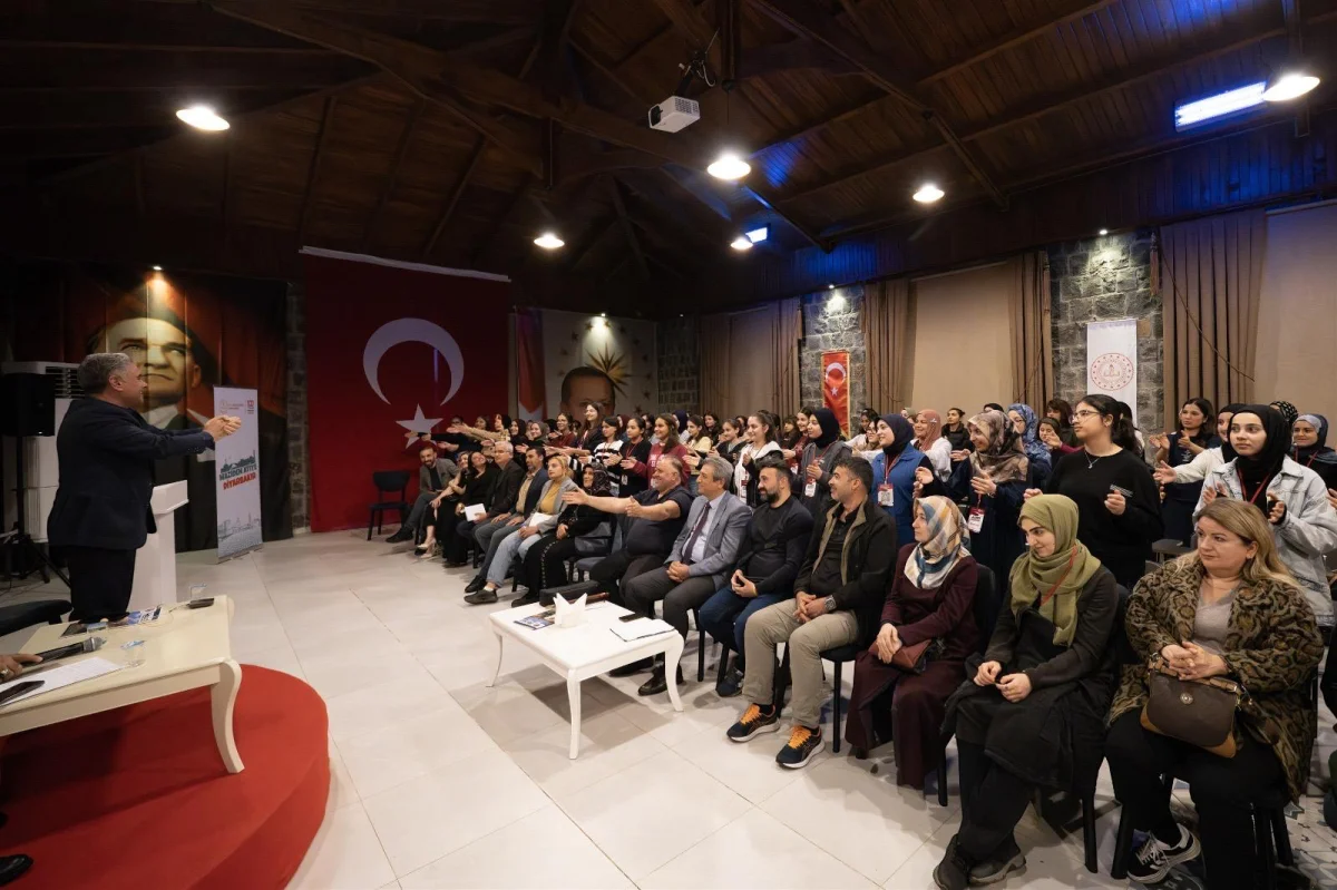 Maziden Atiye Projesiyle Diyarbakır’da Kültür Ve Edebiyat Buluşması