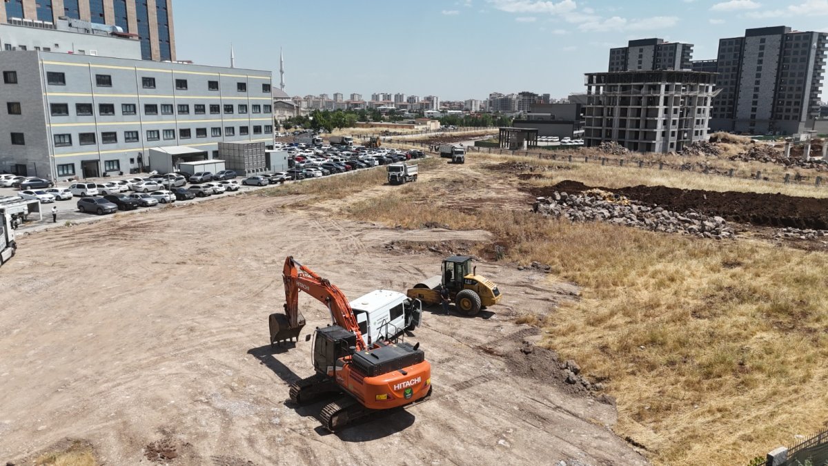 Kayapınar Belediyesi’nden Gazi Yaşargil Hastanesi’nde Otopark Hamlesi