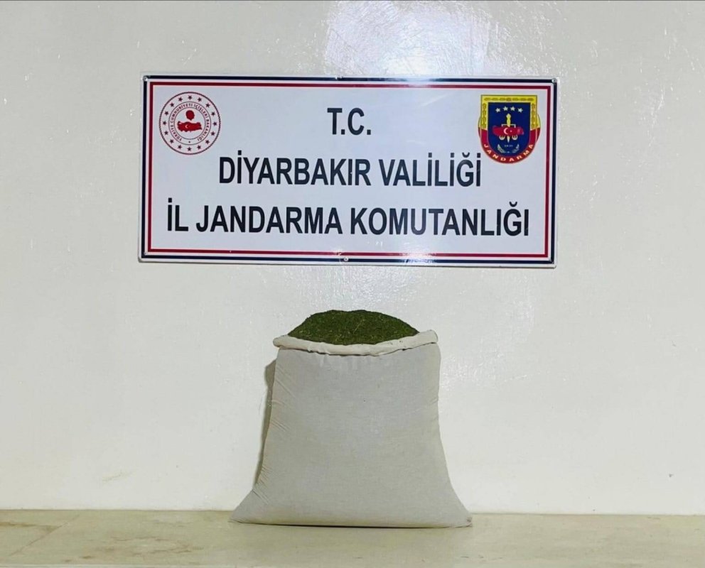 Diyarbakır Jandarmasından Uyuşturucuya Geçit Yok