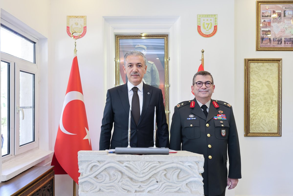 Vali Tuncay Akkoyun Korgeneral Hulusi Sayın Kışlasında İncelemelerde Bulundu