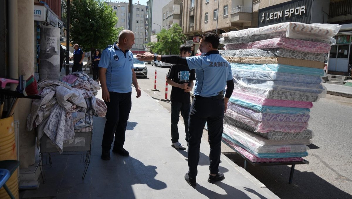 Kaldırım İşgallerine Sıkı Denetim Yayalar İçin Uyarılar Yapıldı