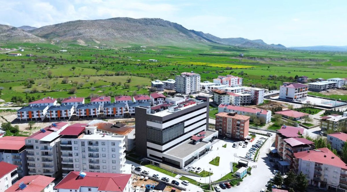 Uzm. Dr. Emre Asiltürk Hani'de Sağlık Hizmetlerini Daha Güçlü Hale Getiriyoruz