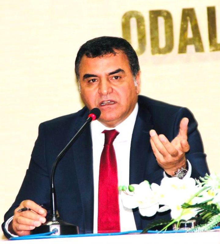 Alican Ebedinoğlu Geçici Ticaret Uğruna Yerel Esnafımızın Emeği Göz Ardı Edilemez