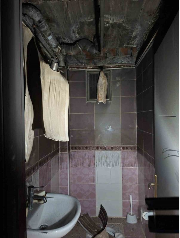 Diyarbakır’da Apartman Yangınında İki Kadın Merdivenli Araçla Kurtarıldı