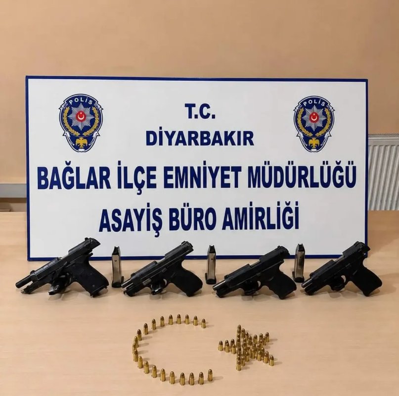 Bağlar'da Silahlı Kavga Şüphelilerine Operasyon İki Kişi Tutuklandı