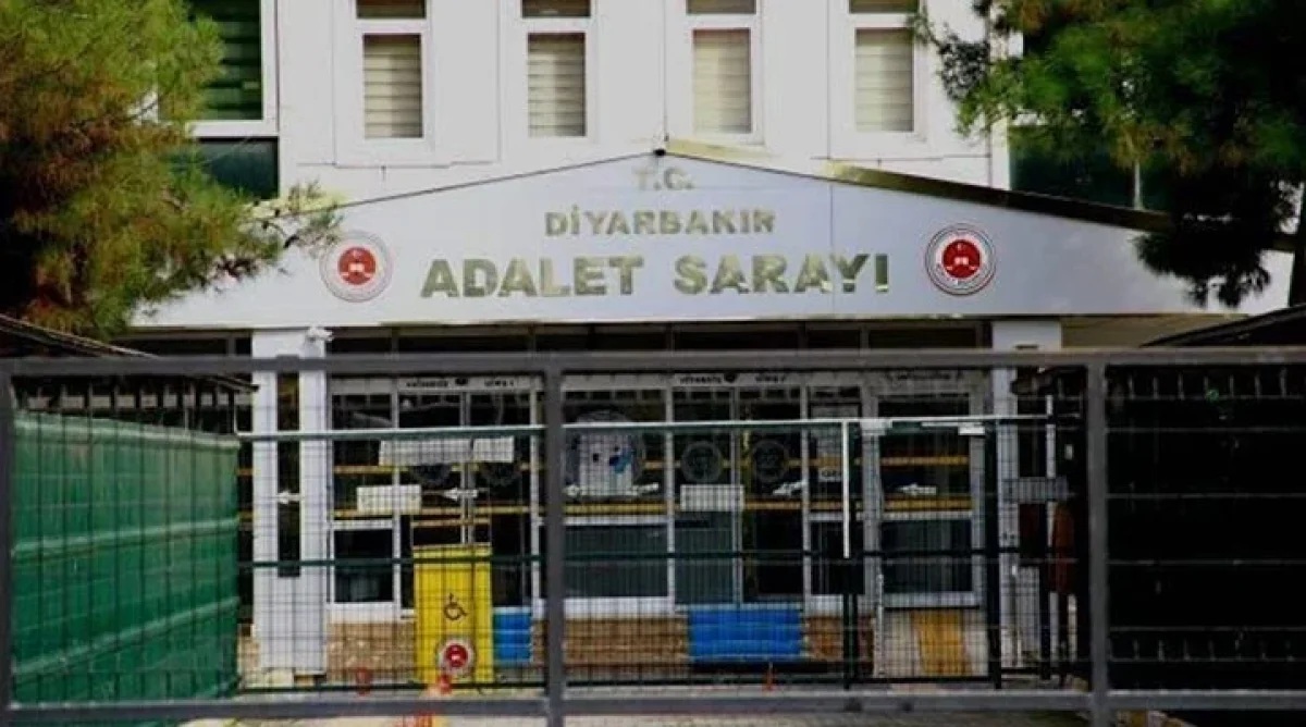 Diyarbakırda Sitedeki Kavganın Ardından Aile Avukatından Dikkat Çeken Açıklama