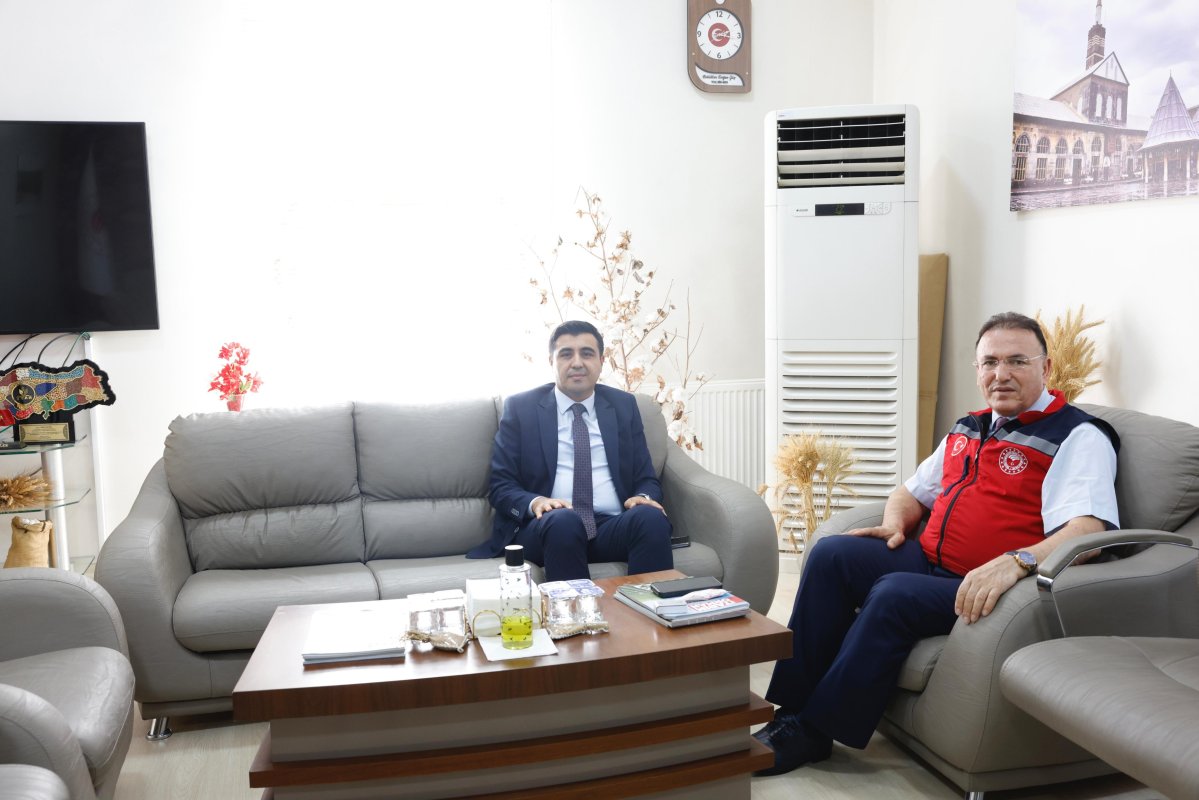 Çınar Kaymakamı Celal Güngör İl Müdürü Adil Alanı Ziyaret Etti