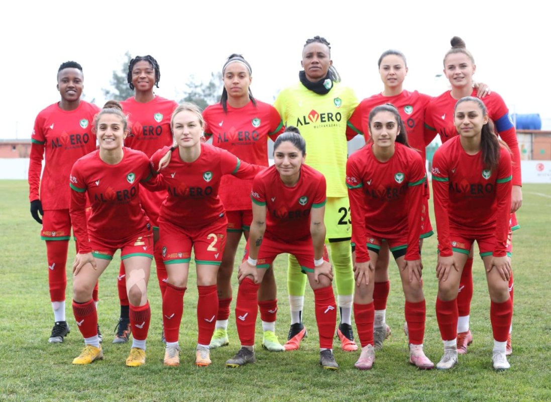 Amedspor Kadın Futbol Takımına Maç Öncesi Güzel Haber