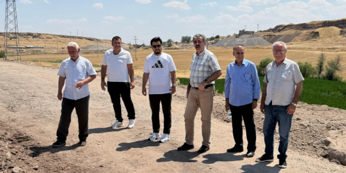 Kırsal Mahalleleri Birbirine Bağlayan Grup Yolunda Çalışmalar Sürüyor