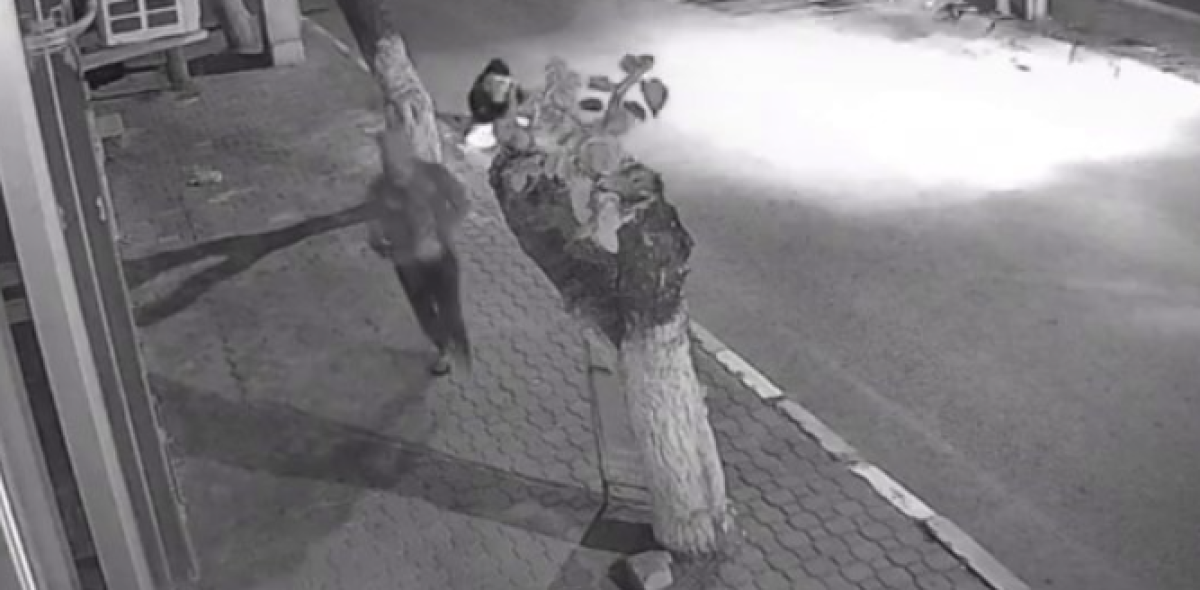 Genç Kıza Bıçaklı Saldırı Davasında Tahliye Kararı: Sanık Adli Kontrol Şartıyla Serbest Bırakıldı