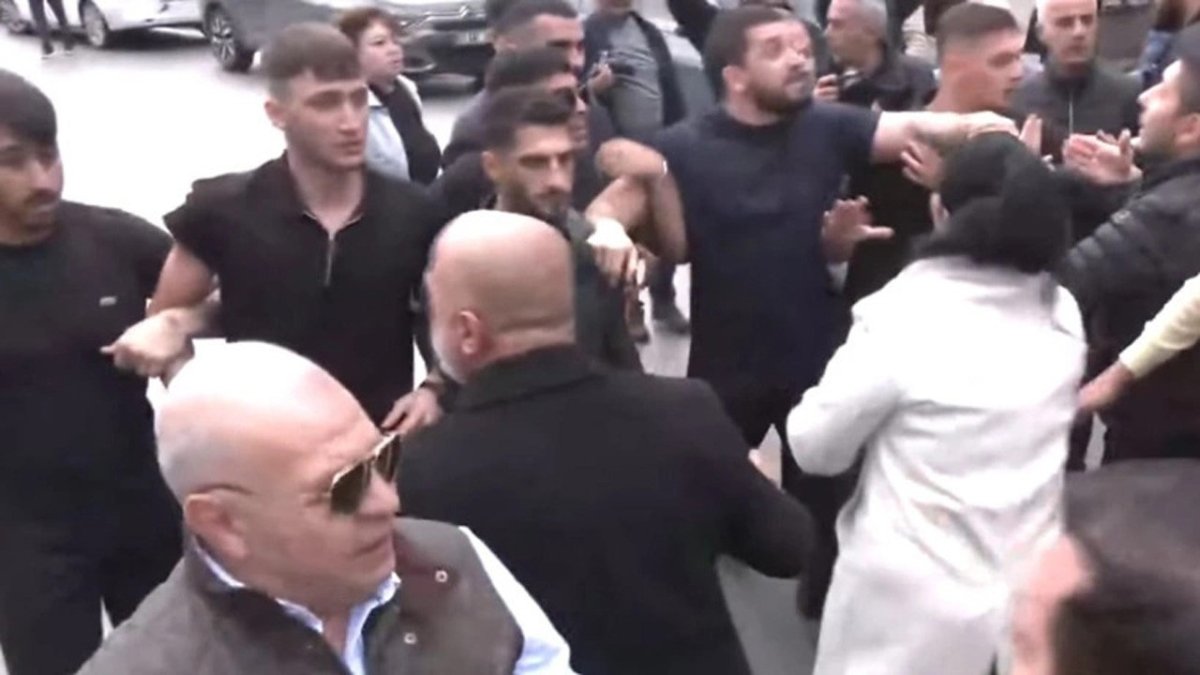 CHP GENEL MERKEZİNDE TAHLİYE GERGİNLİĞİ