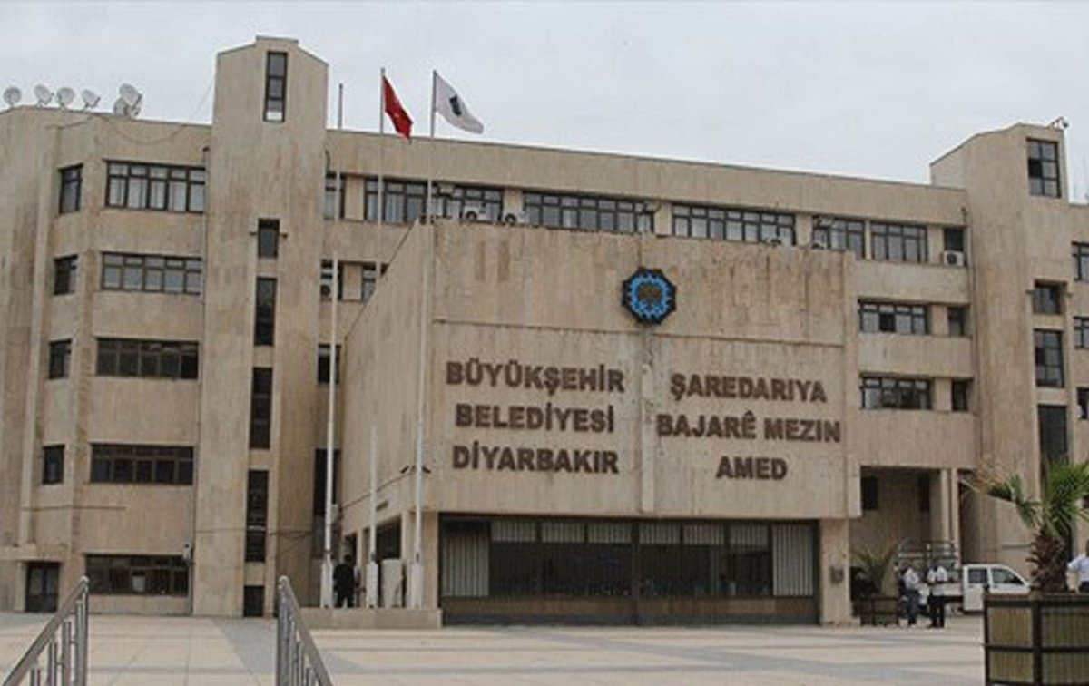 Diyarbakır Büyükşehir Belediyesi’nden toplu ulaşım açıklaması: “Zam dayatmasını doğru bulmuyoruz”