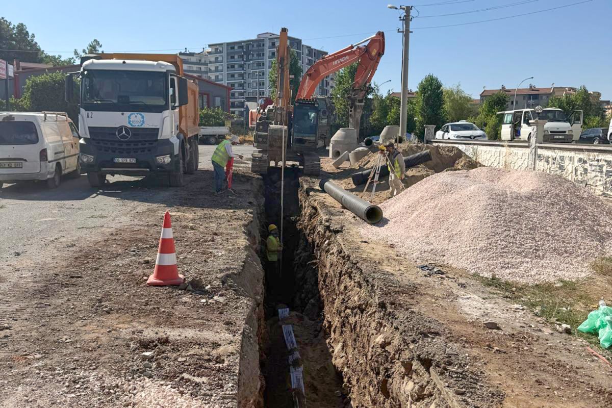 Şeyh Şamil Mahallesi’nde Altyapı Hamlesi: 2 Bin 500 Metrelik Kanalizasyon Hattı Tamamlandı