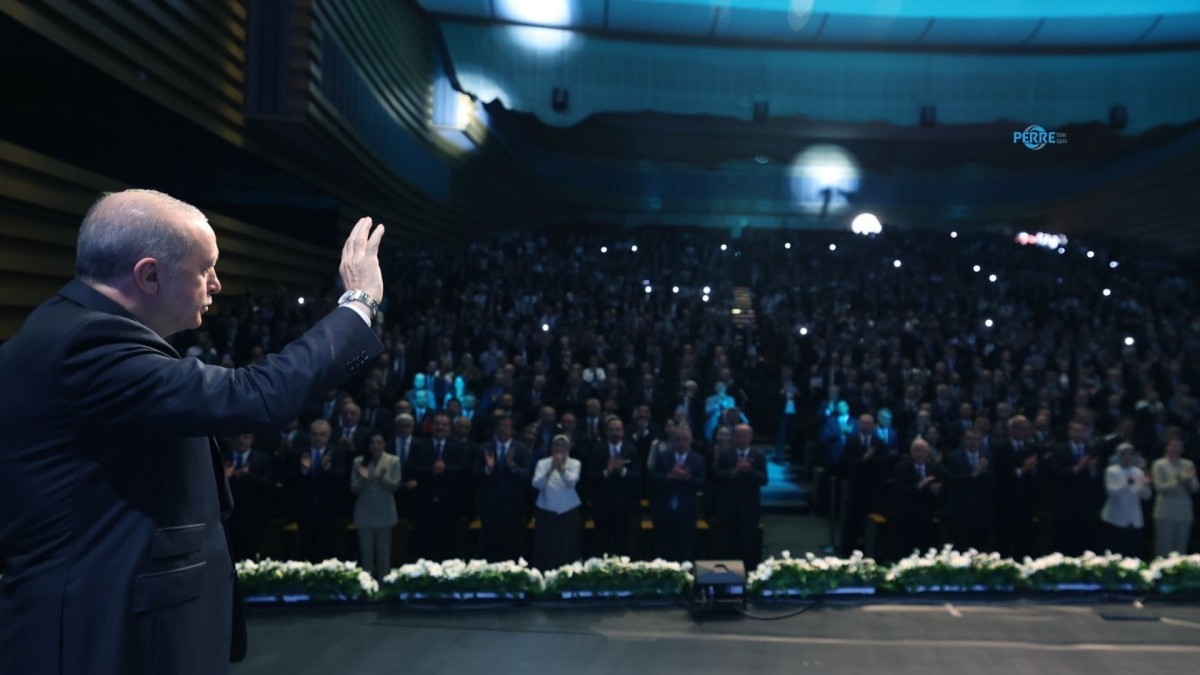 Erdoğan: 'Dezenformasyonla mücadeleyi milli güvenlik meselesi olarak görüyoruz'