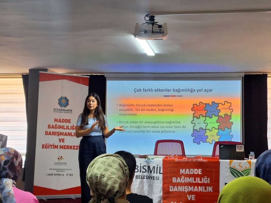Bismil'de Bağımlılıkla Mücadele İçin Farkındalık Eğitimi Düzenlendi