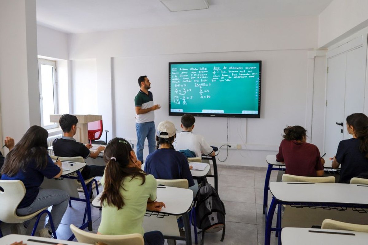 Diyarbakır Büyükşehir Belediyesinden Öğrencilere Ücretsiz Yaz Kursu Desteği