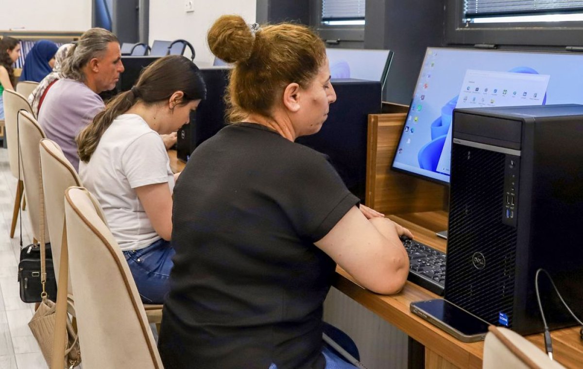 Görme Engelliler İçin Dijital Dünyaya Açılan Kapı Diyarbakır'da Aralandı