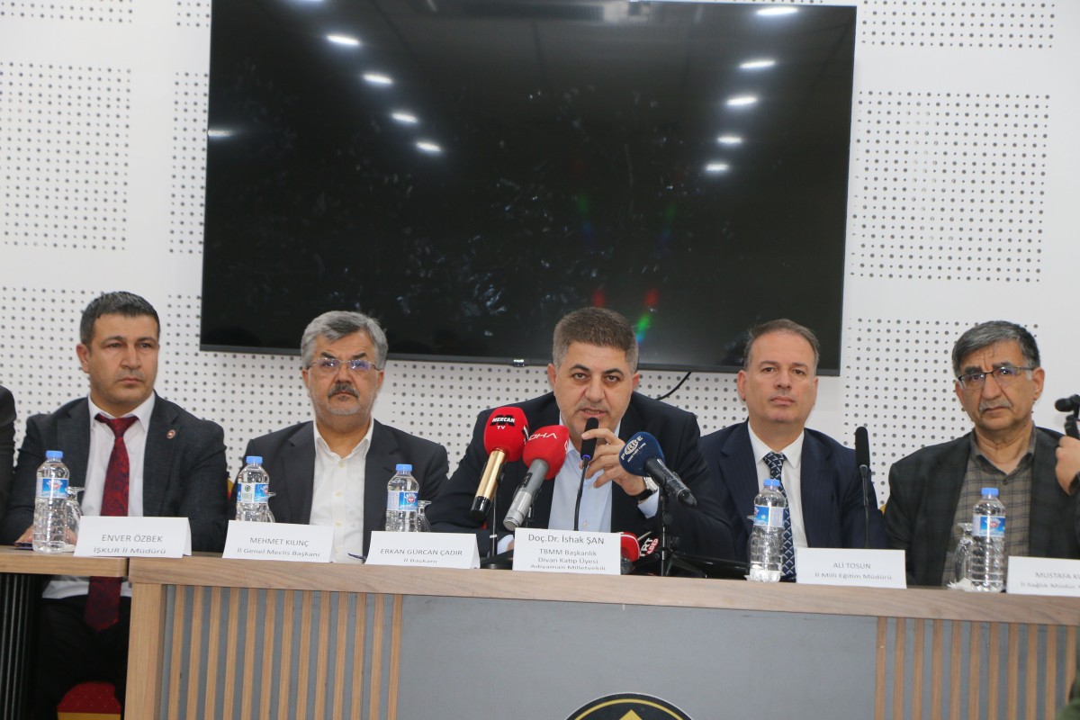 Milletvekili Şan Adıyaman’da ‘Halk Buluşmaları’ kapsamında vatandaşlarla bir araya geldi  - Videolu Haber