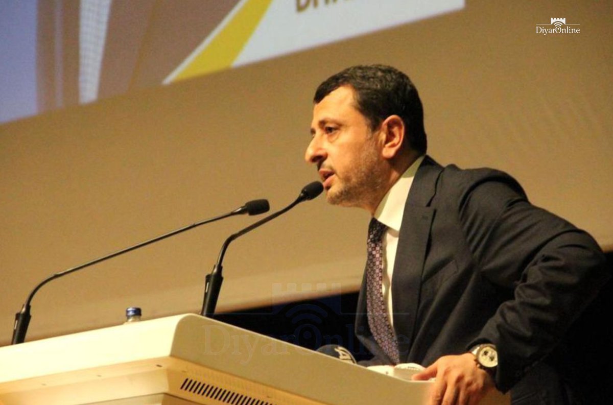 Alaattin Parlak Özgürlük Maskesi Altında Teşhircilik Dedi