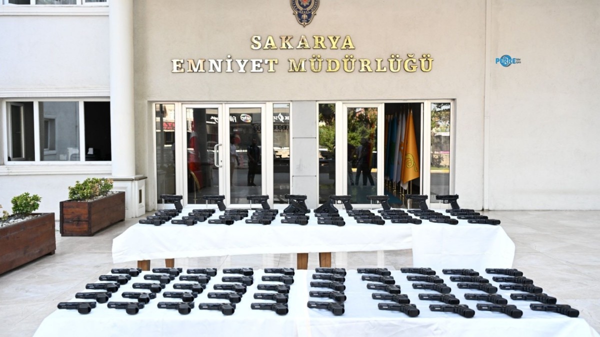Sakarya’da silah kaçakçılığı operasyonu: 6 tüfek ve 1600 fişek ele geçirildi