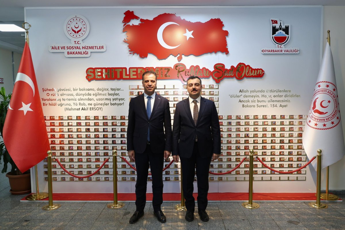 Dicle Kaymakamı Mustafa Atıştan Aile Ve Sosyal Hizmetler İl Müdürlüğüne Ziyaret