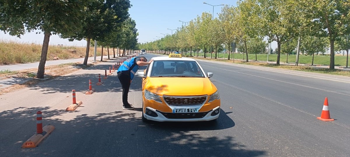 Diyarbakır Büyükşehir Belediyesi'nden Havalimanında Ticari Taksi Denetimi