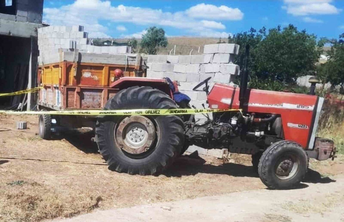Bahçede Çalışırken Feci Kaza: Traktör Römorkundan Düşen Adam Yaşamını Yitirdi