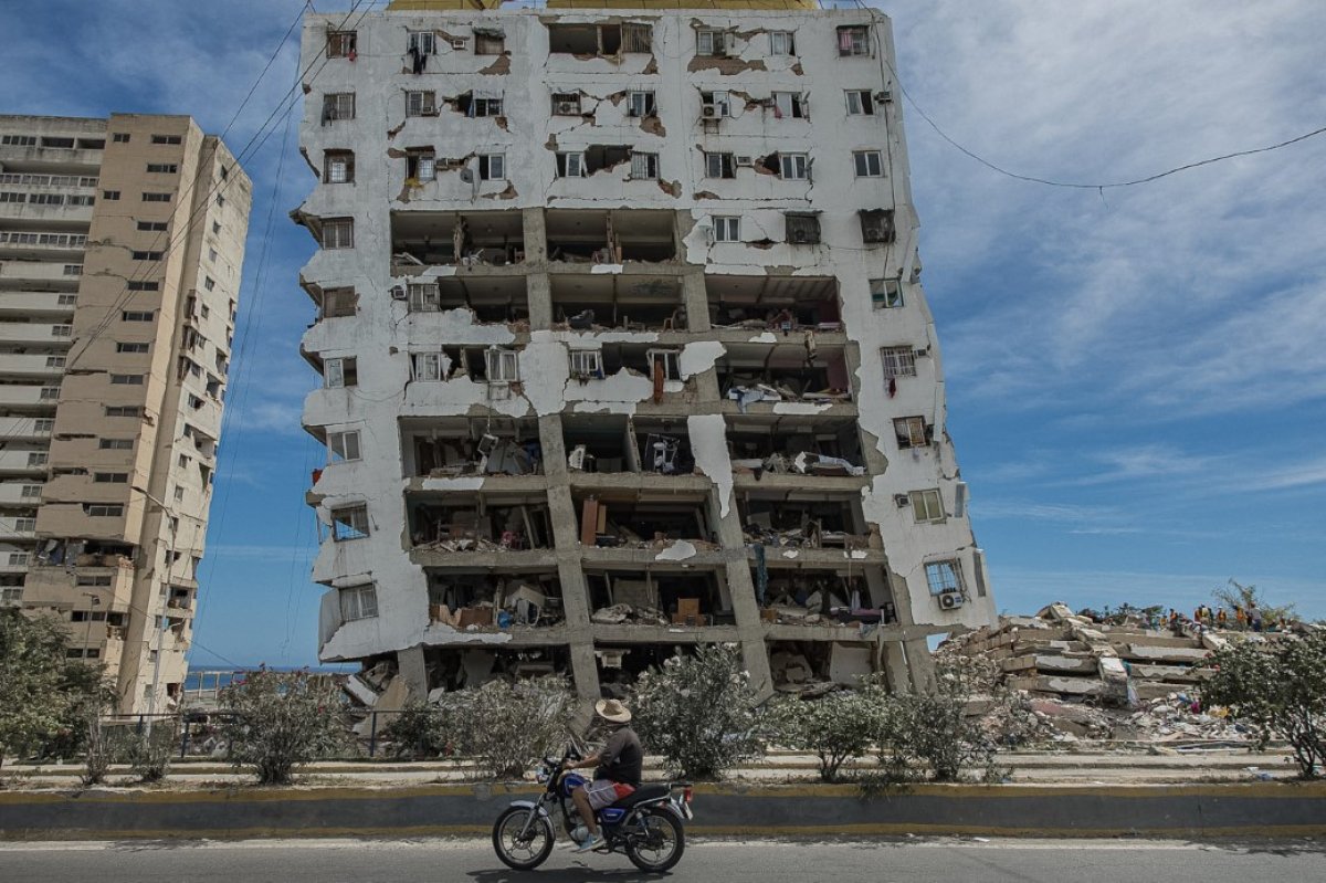 Venezuela'da Deprem Felaketi Büyüyor: Can Kaybı 4 Bin 118'e Yükseldi